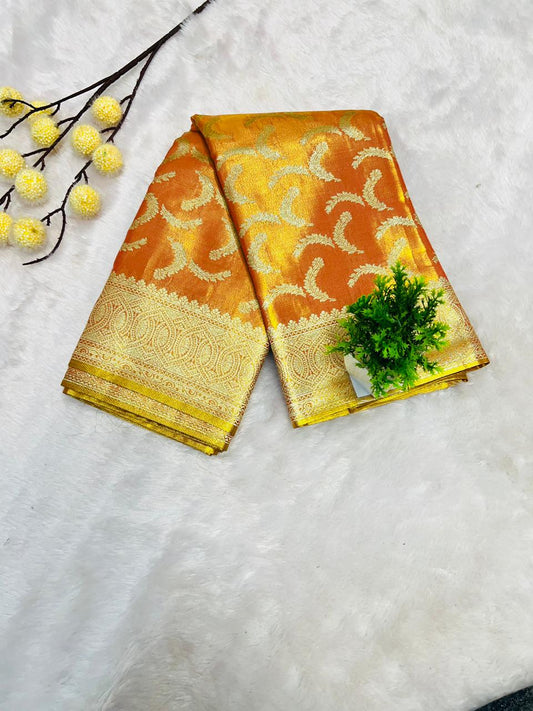 Banarasi Paisley Zari Weaving Saree