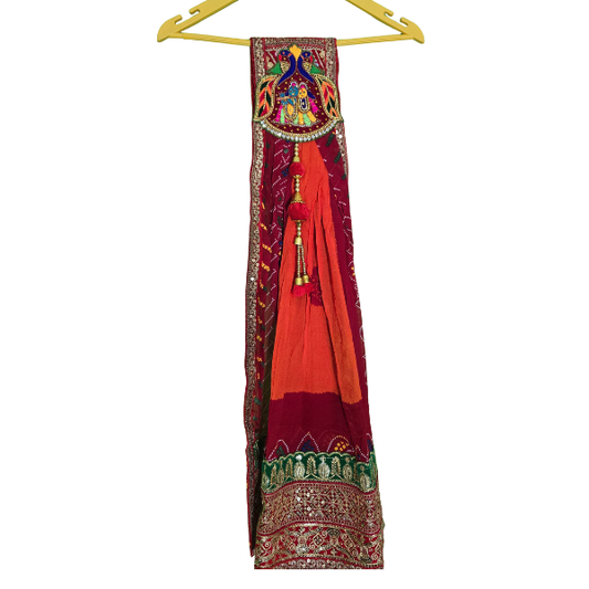 Radha Rani Bandhani Brouch Stall