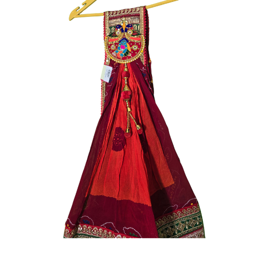 Ladu Gopal Bandhani Brouch Stall