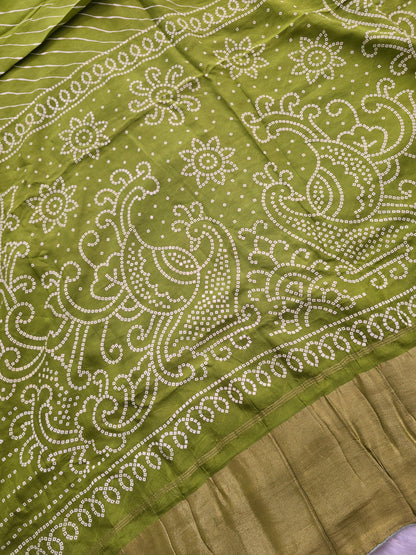 Green Bandhej Saree with Woven Zari Border