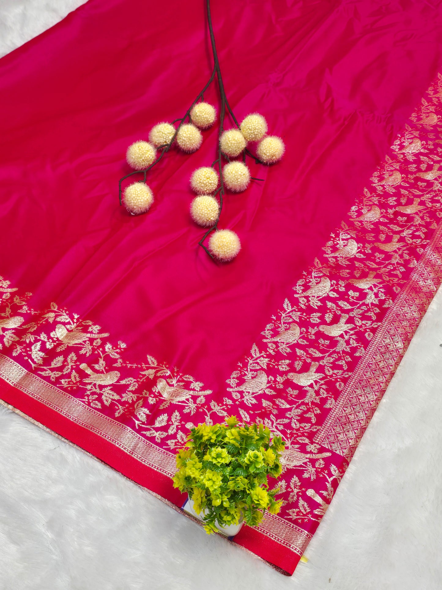 Red Royal Banarasi Zari Saree