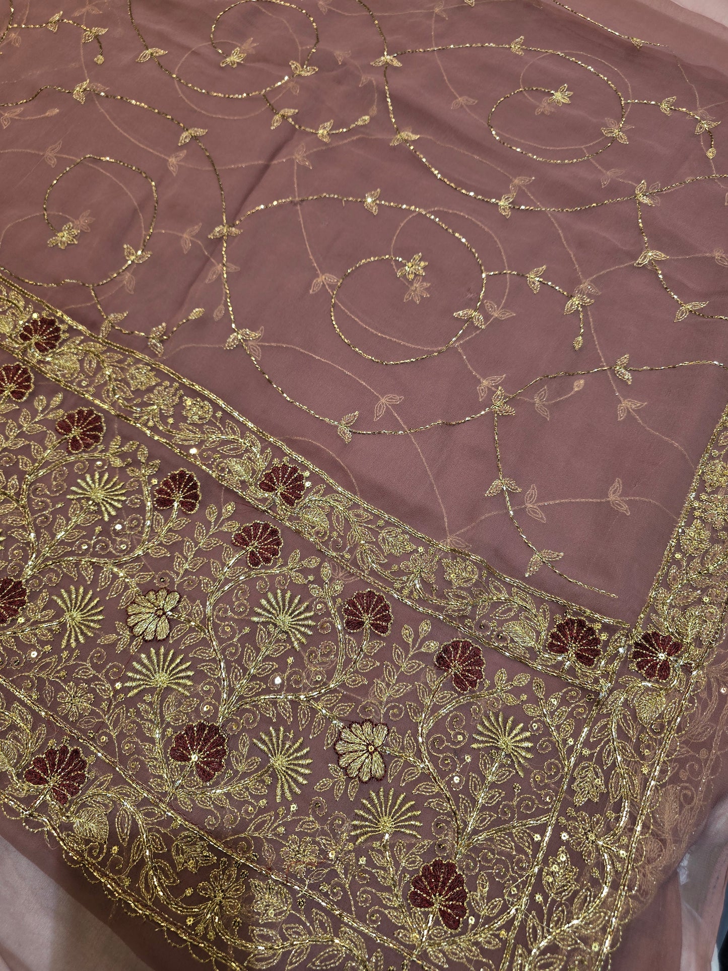 Heavy Zari Embroidery Saree with Intricate Floral Jaal & Matching Border Blouse Piece (Copy)
