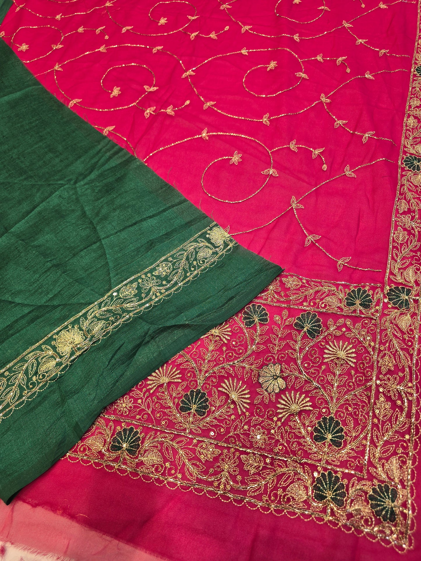 Heavy Zari Embroidery Saree with Intricate Floral Jaal & Matching Border Blouse Piece (Copy)